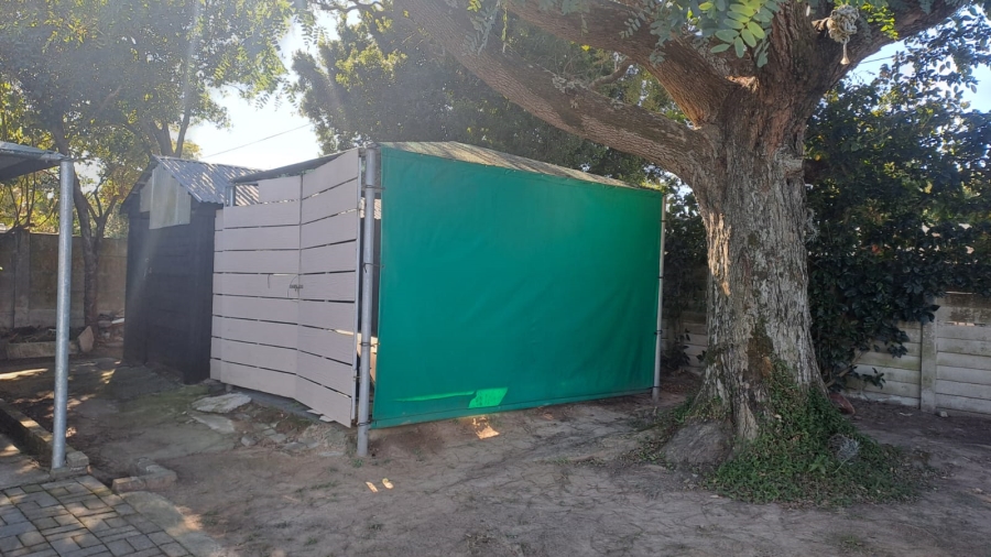 4 Bedroom Property for Sale in Beacon Bay Eastern Cape
